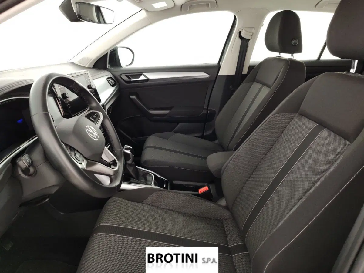 Volkswagen T-Roc usata a Massa-Carrara (7)