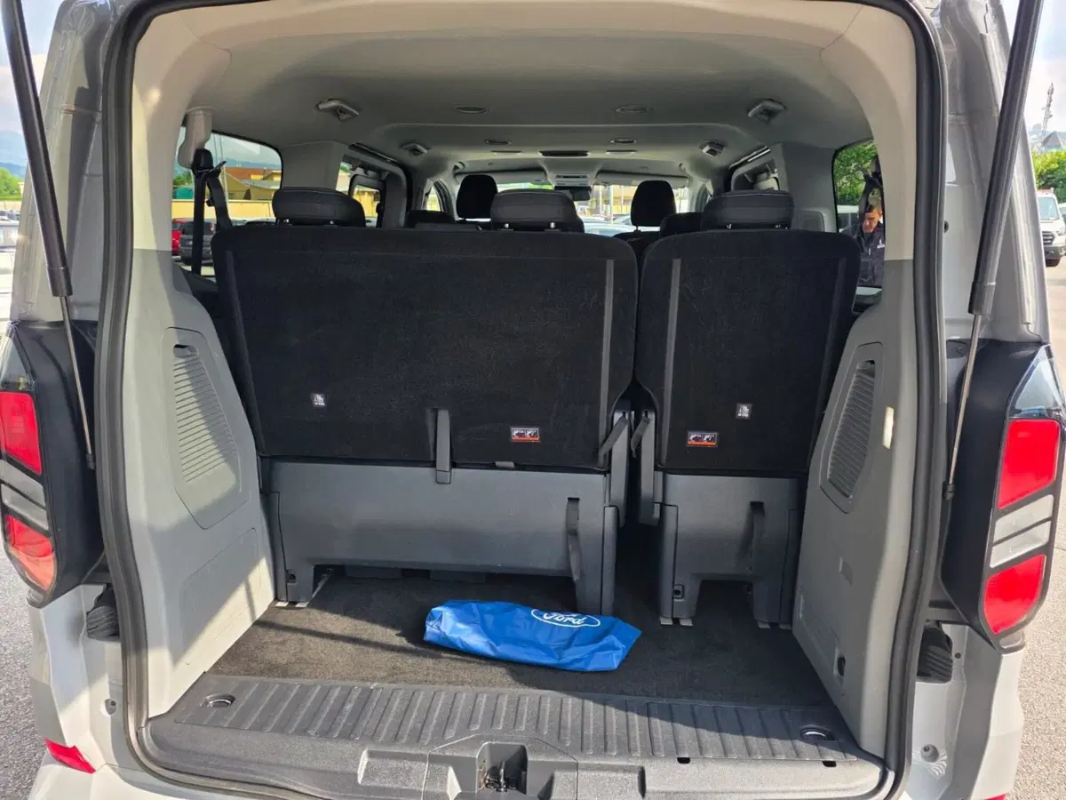 Ford Tourneo Custom usata a Belluno (14)