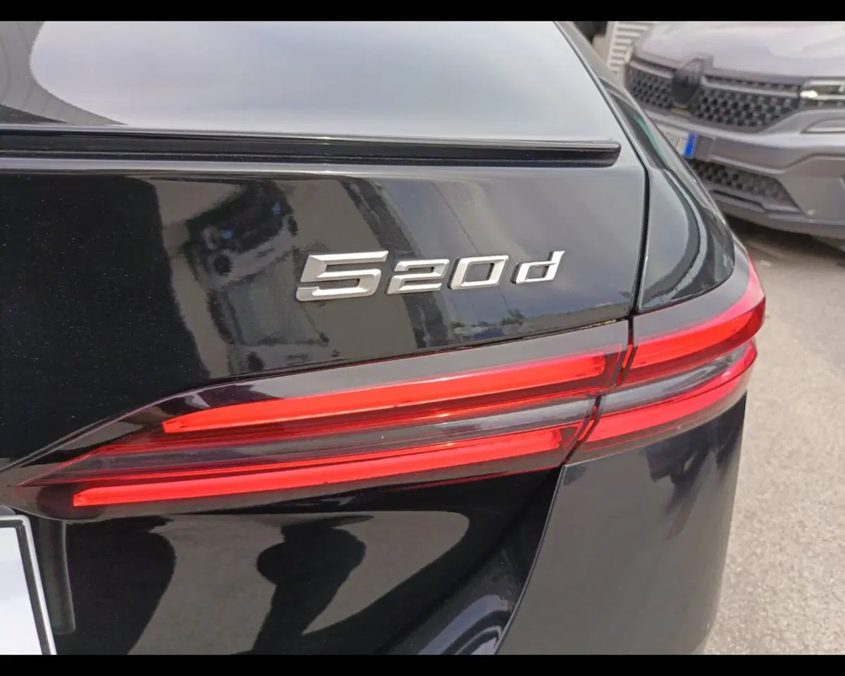 BMW Serie 5 usata a Caserta (12)