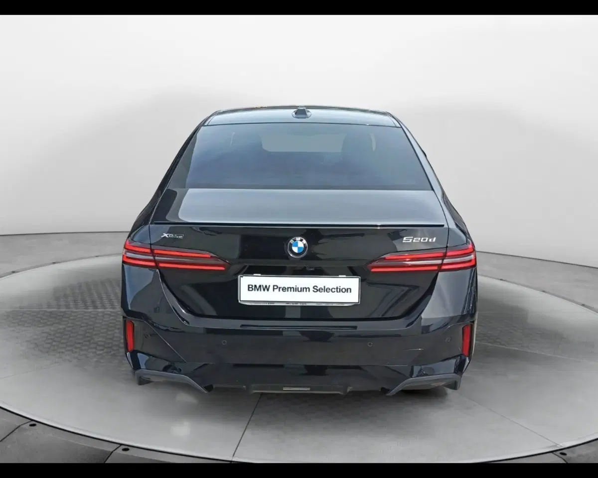 BMW Serie 5 usata a Caserta (7)