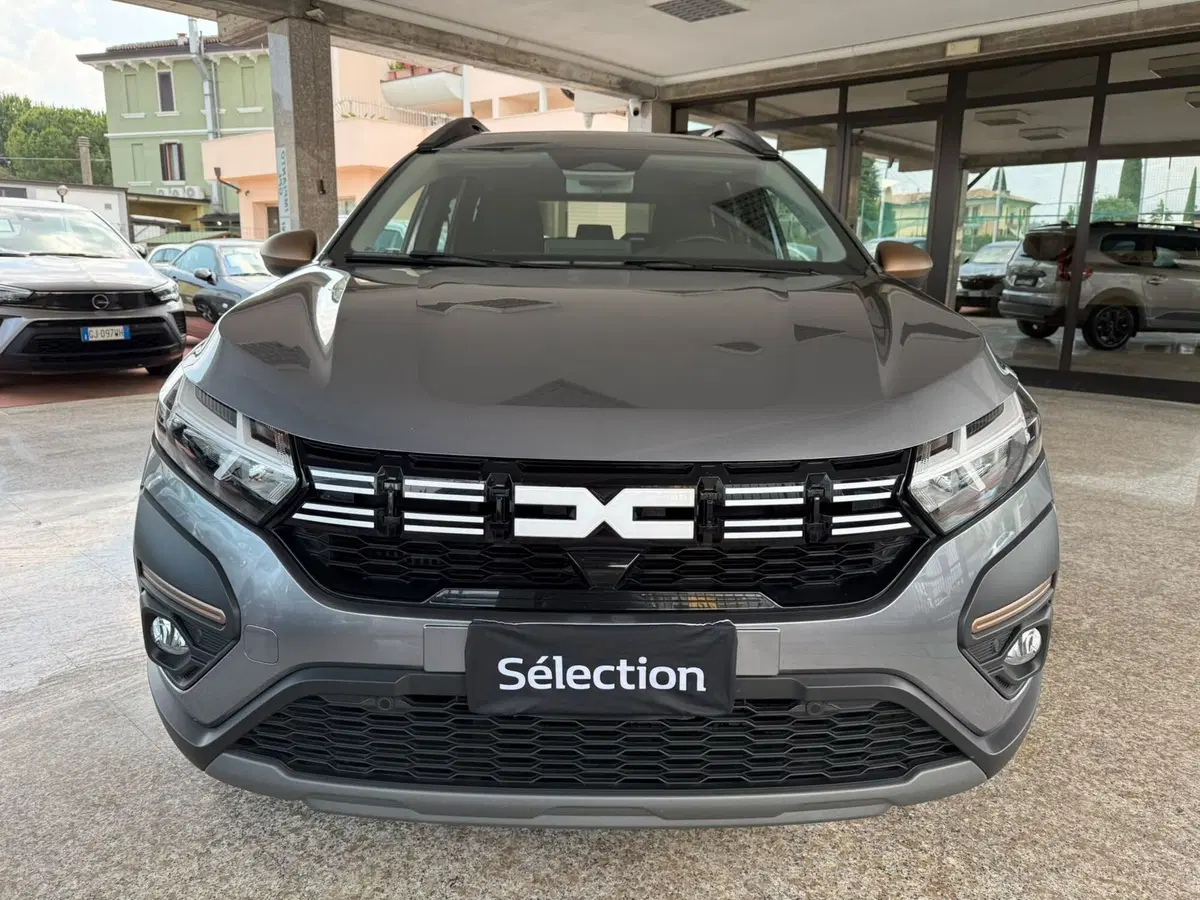 Dacia Jogger usata a Brescia (2)