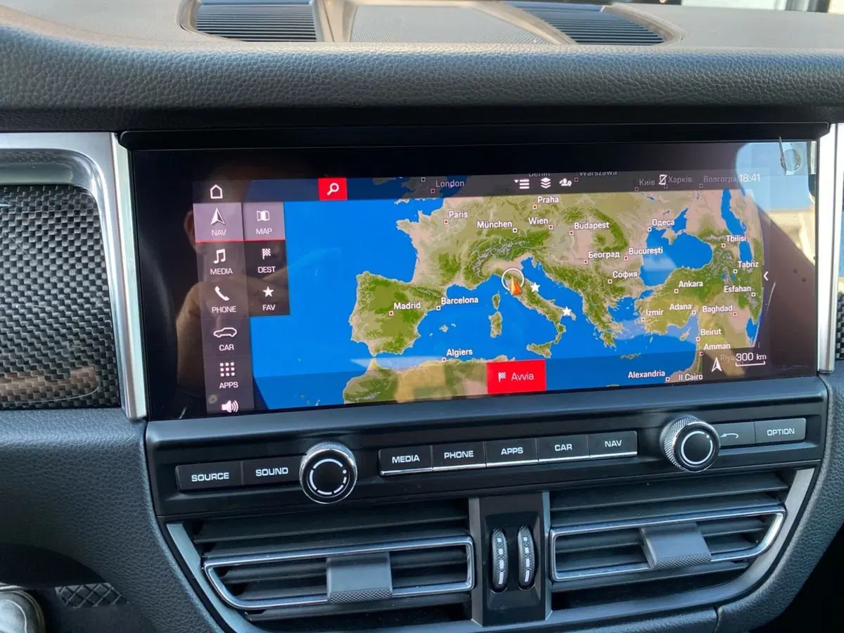 Porsche Macan usata a Firenze (14)