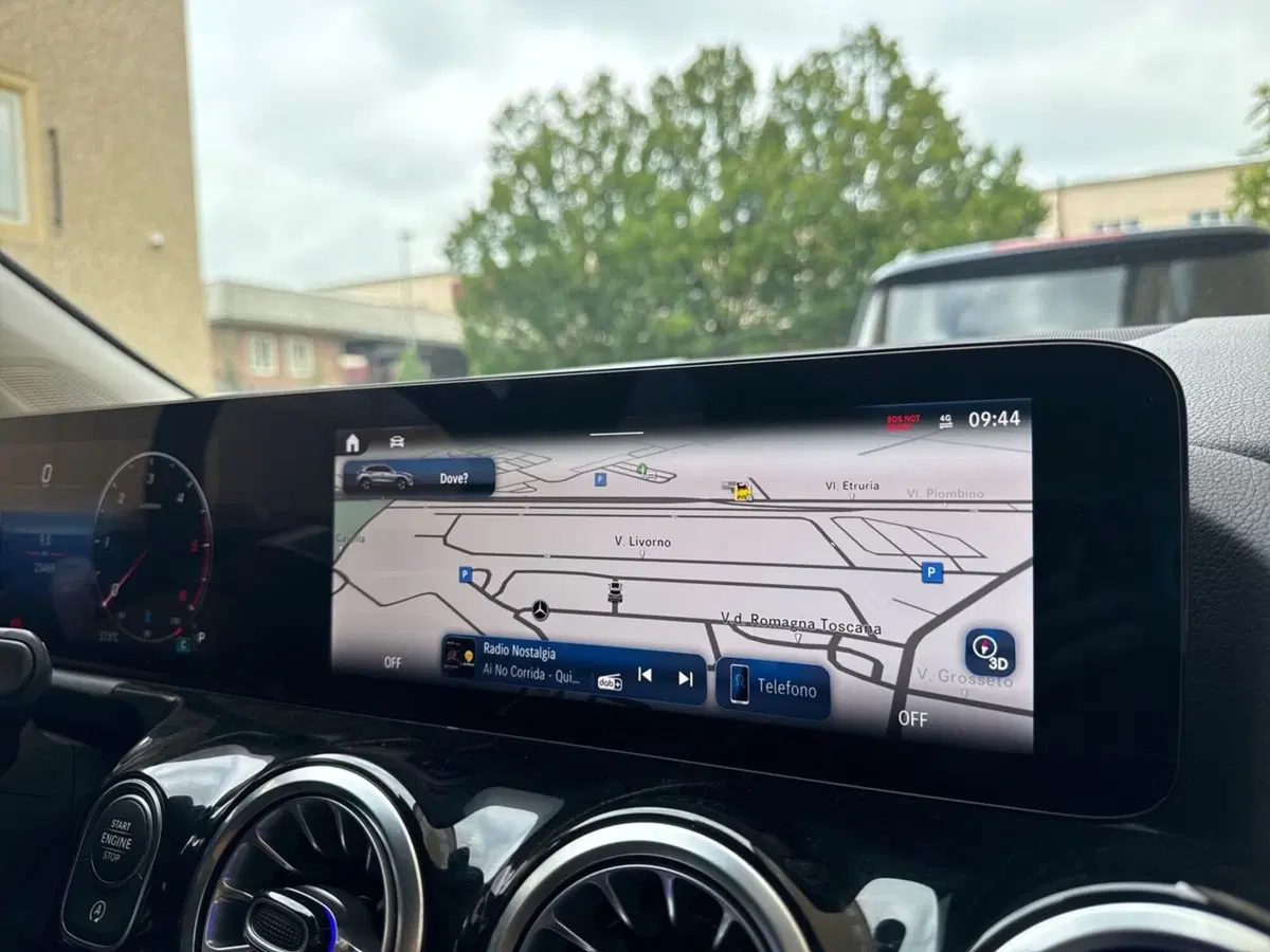 Mercedes-Benz GLA SUV usata a Firenze (12)
