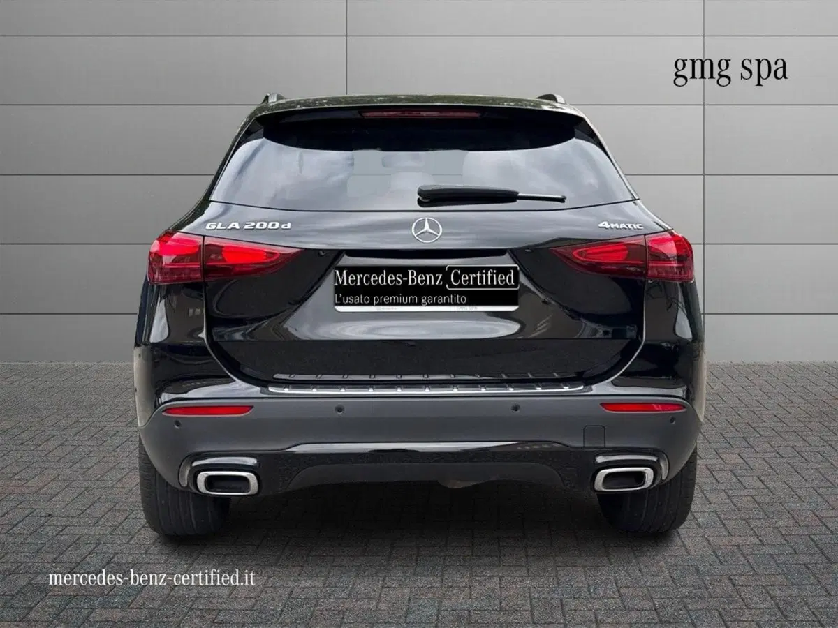 Mercedes-Benz GLA SUV usata a Firenze (4)