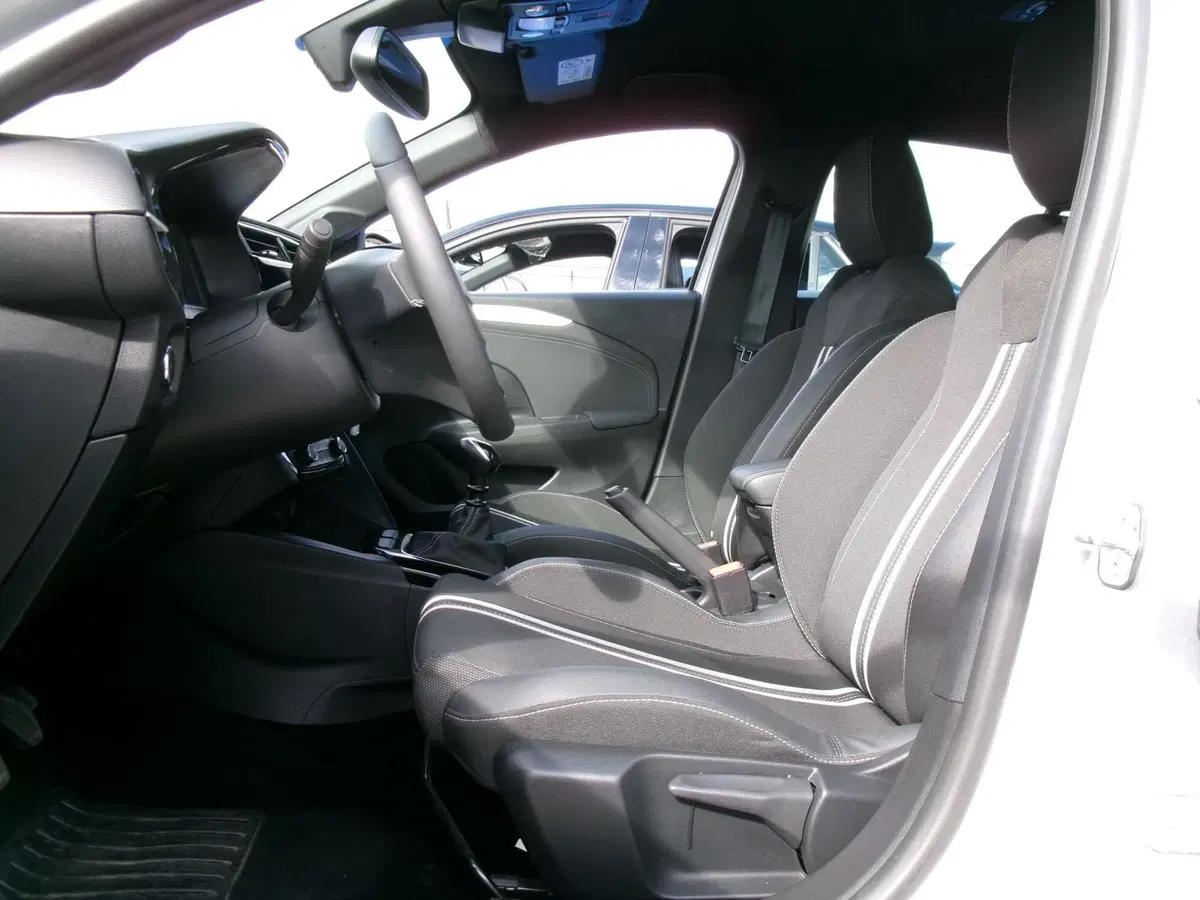 Opel Corsa usata a Venezia (10)