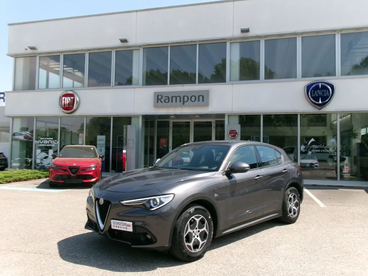 Alfa Romeo Stelvio usata a Venezia