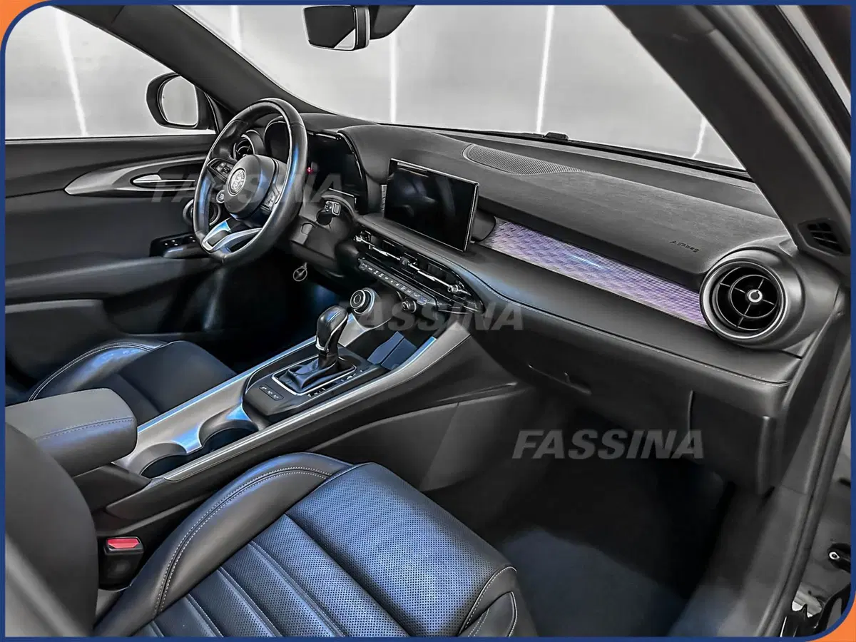 Alfa Romeo Tonale usata a Milano (13)
