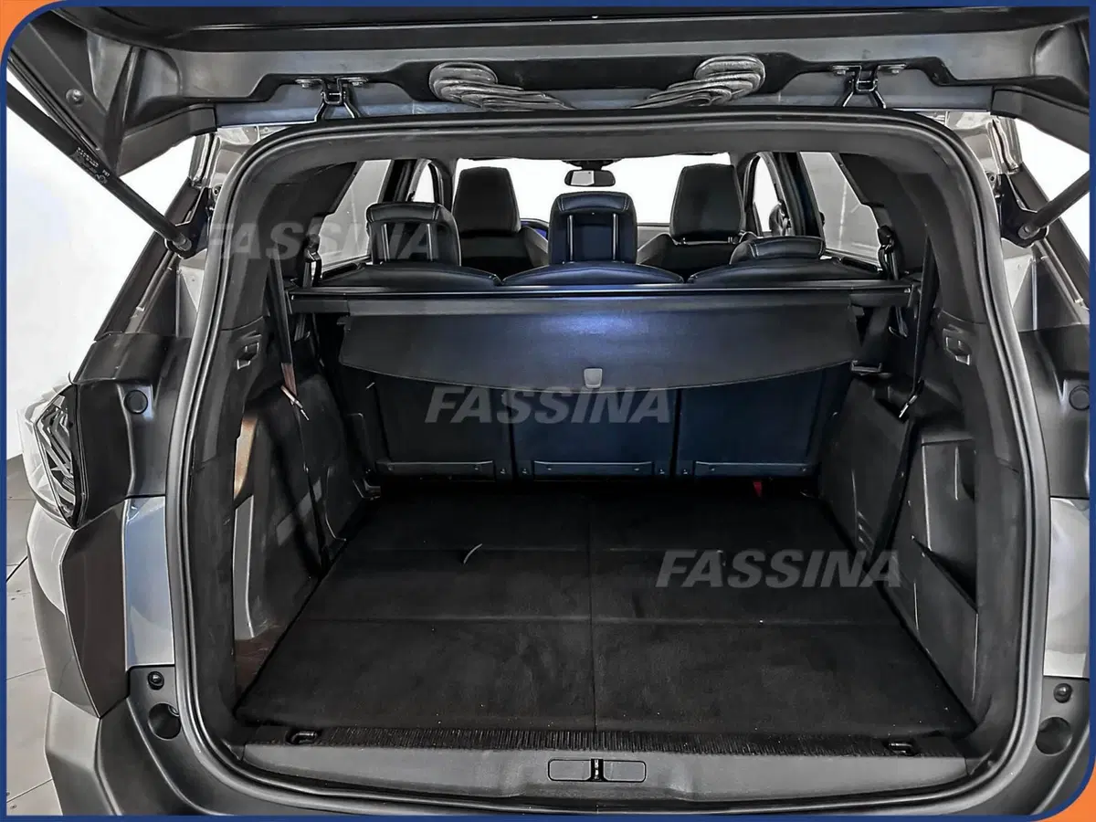 Peugeot 5008 usata a Milano (12)
