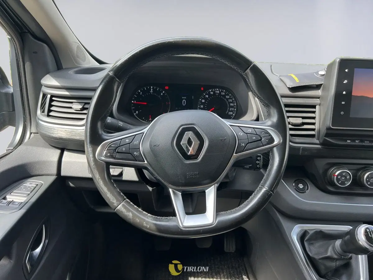 Renault Trafic usata a Milano (15)