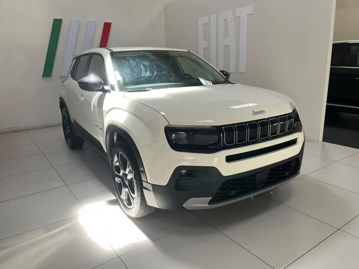 Jeep Avenger nuova a Lucca (3)