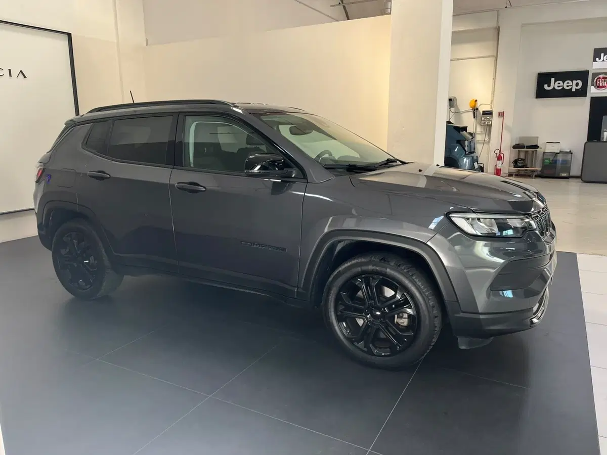 Jeep Compass usata a Lucca (4)