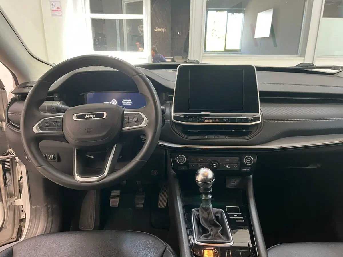 Jeep Compass usata a Lucca (10)