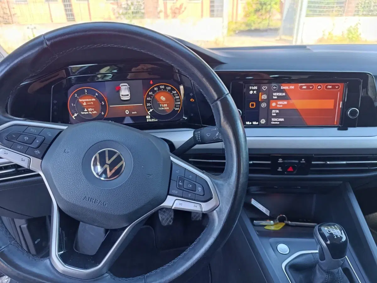 Volkswagen Golf usata a Massa-Carrara (16)