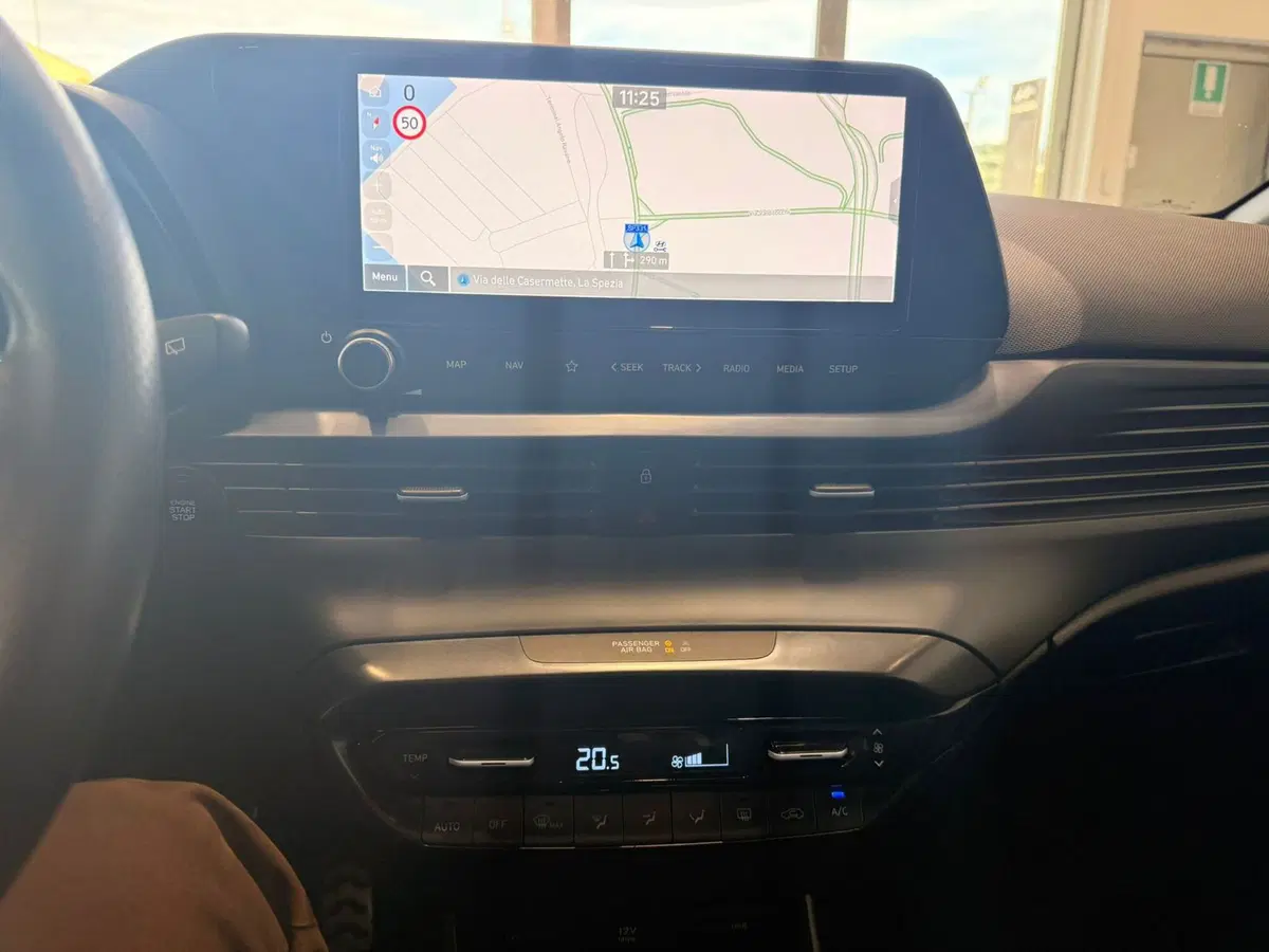Hyundai i20 usata a Massa-Carrara (10)