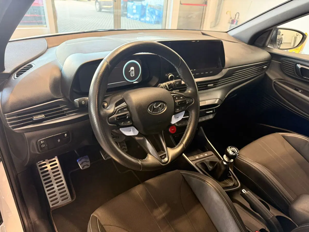 Hyundai i20 usata a Massa-Carrara (6)