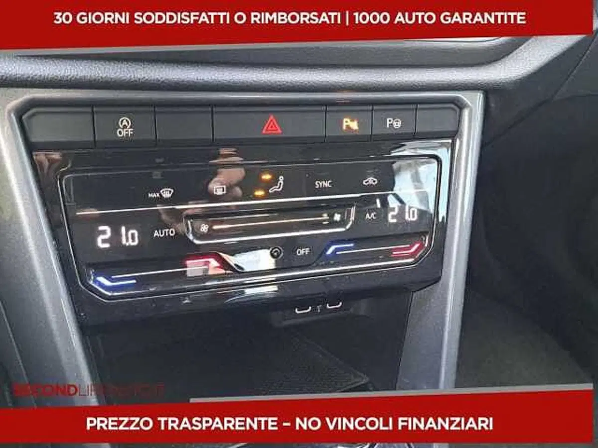 Volkswagen T-Roc usata a Chieti (8)