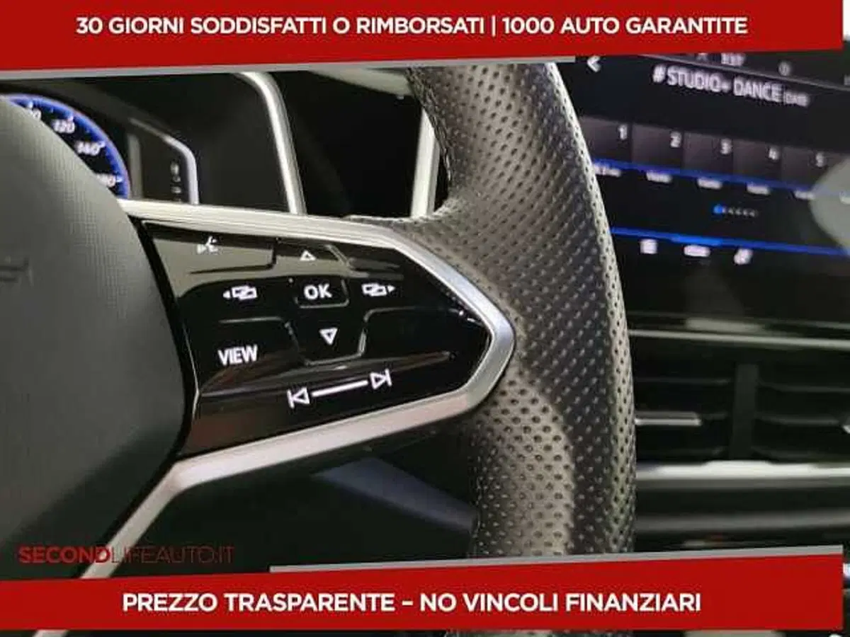 Volkswagen T-Roc usata a Chieti (8)