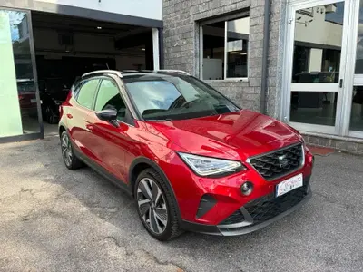 SEAT Arona 1.0 EcoTSI 110 CV DSG FR del 2023 usata a Barlassina