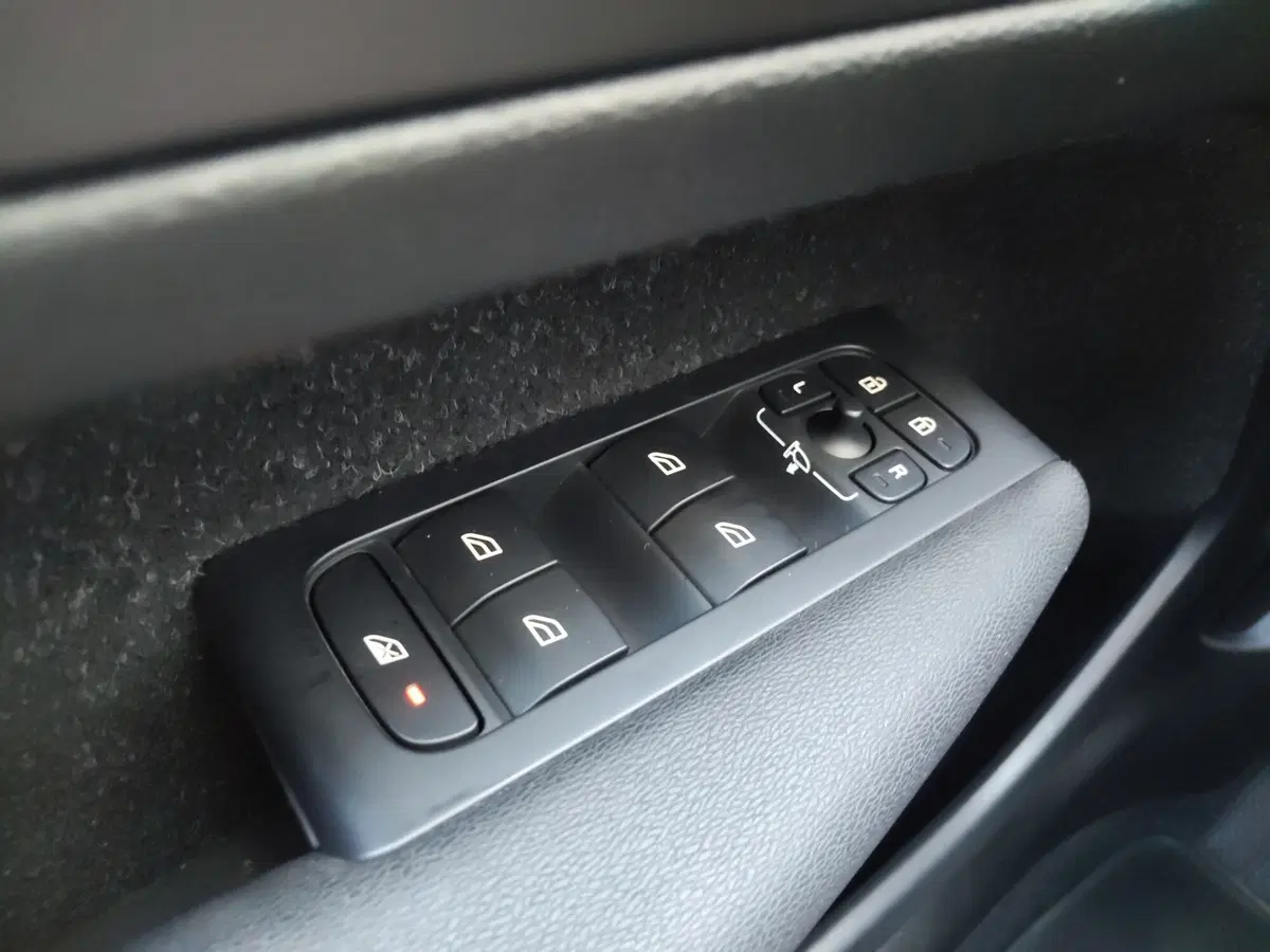 Volvo XC40 usata a Modena (10)