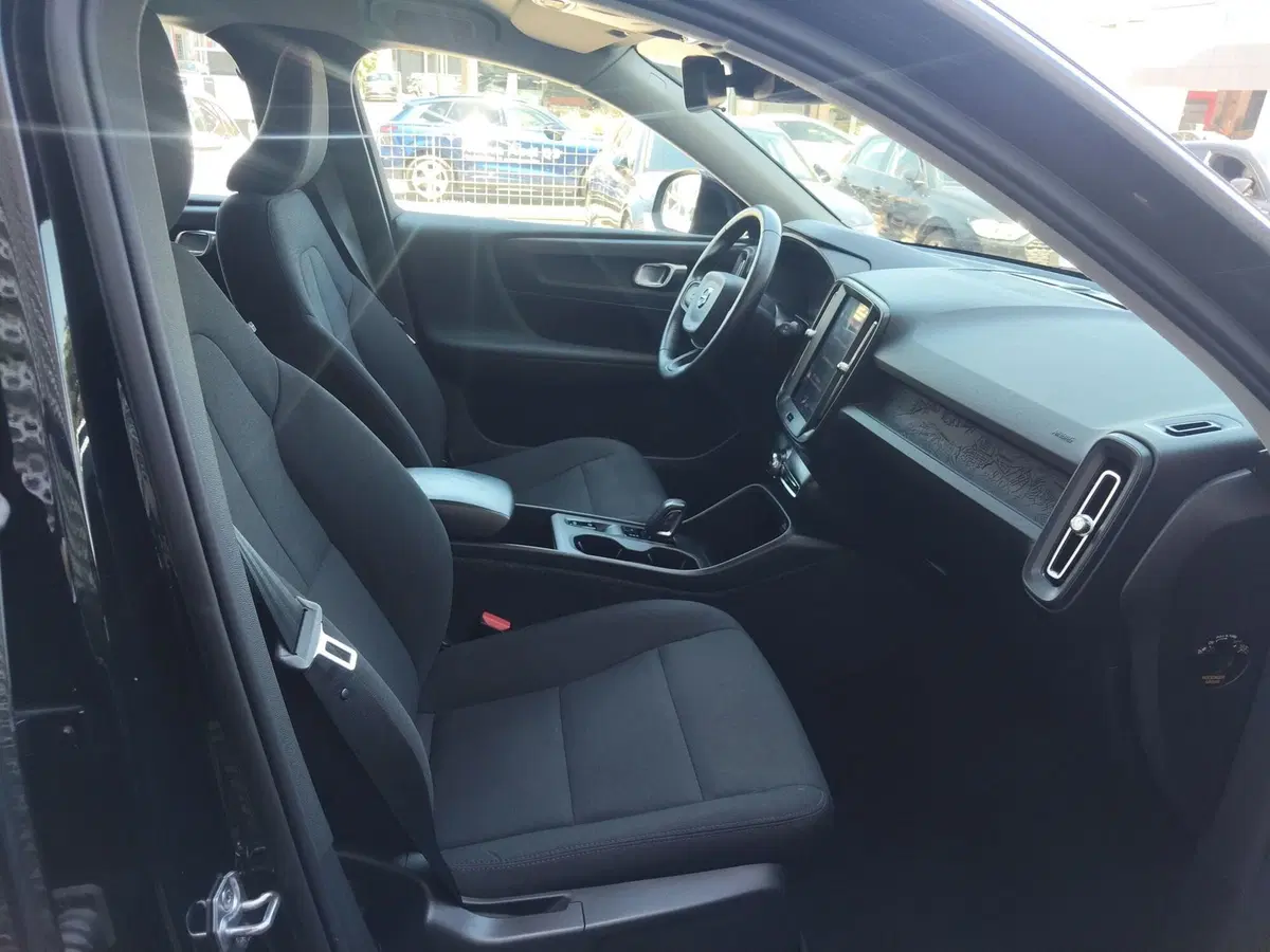 Volvo XC40 usata a Modena (12)