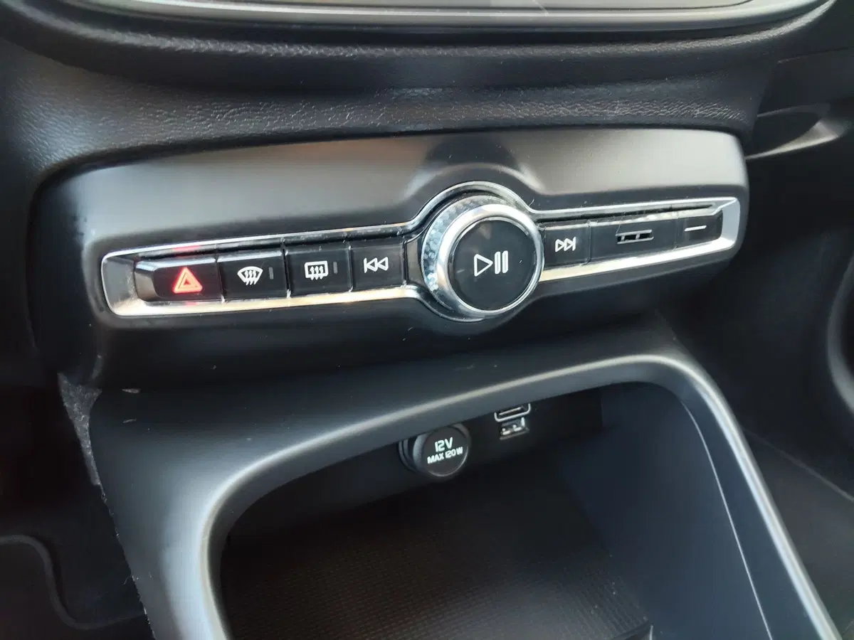 Volvo XC40 usata a Modena (9)
