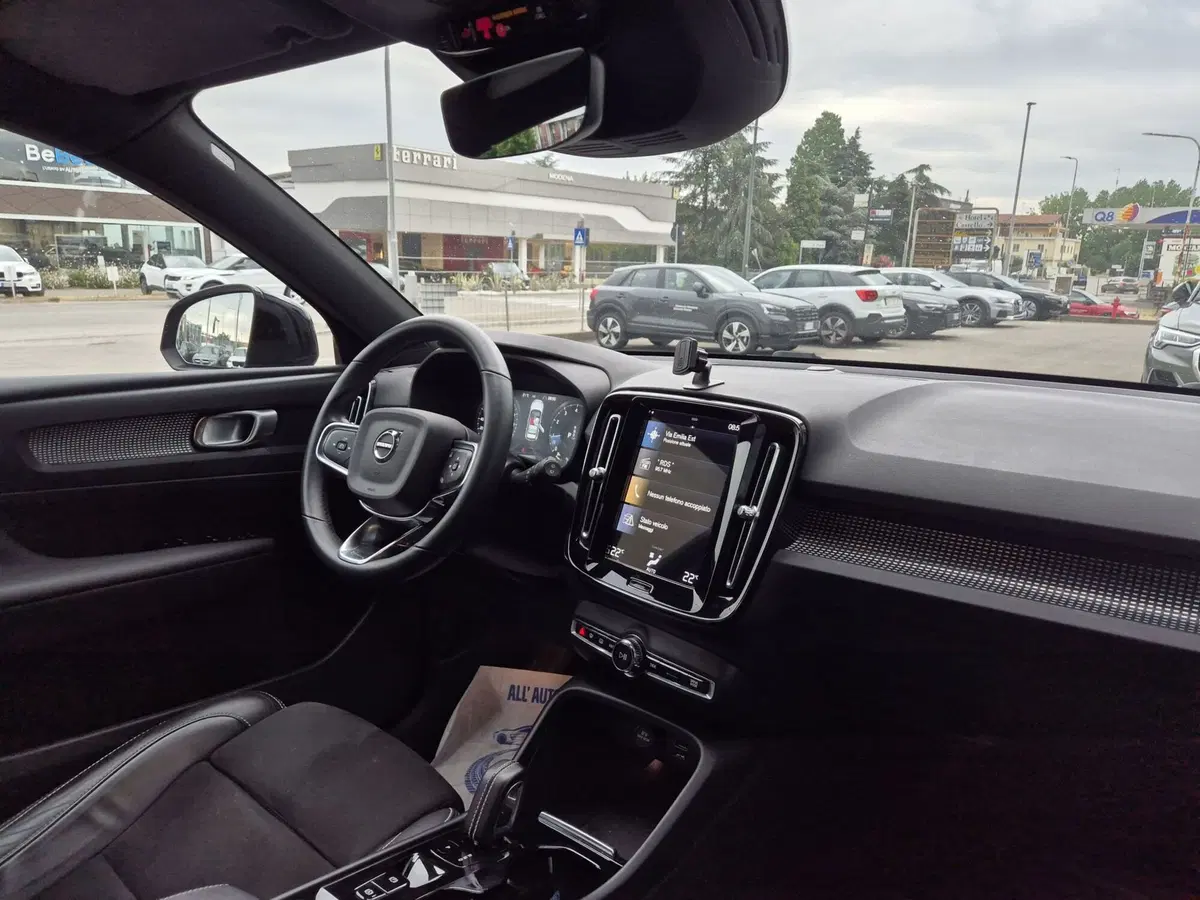 Volvo XC40 usata a Modena (10)