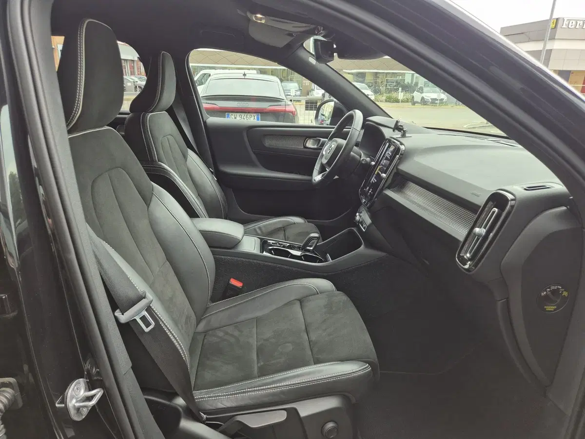 Volvo XC40 usata a Modena (17)