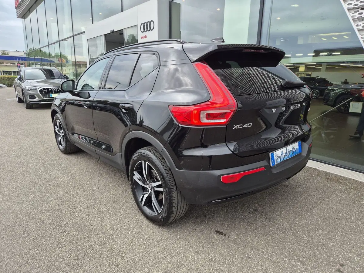 Volvo XC40 usata a Modena (4)