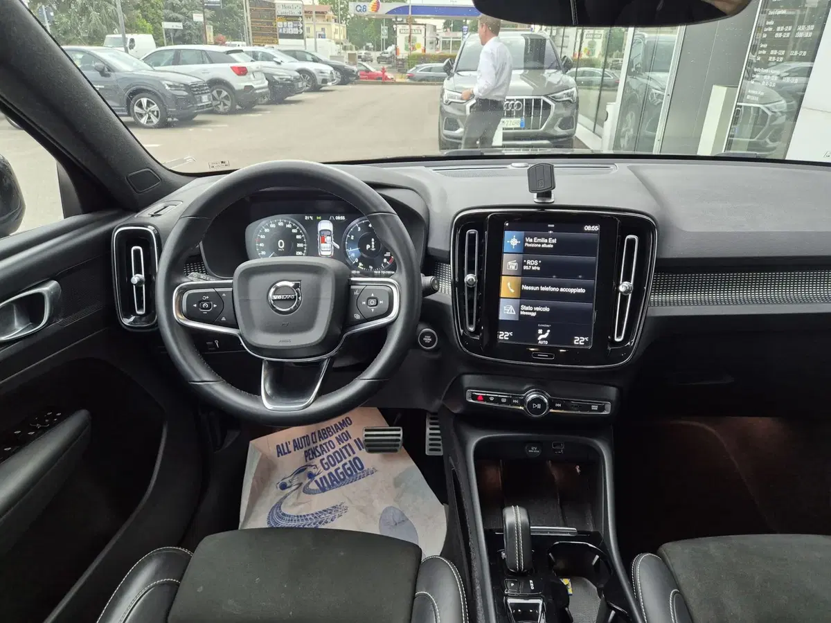 Volvo XC40 usata a Modena (9)
