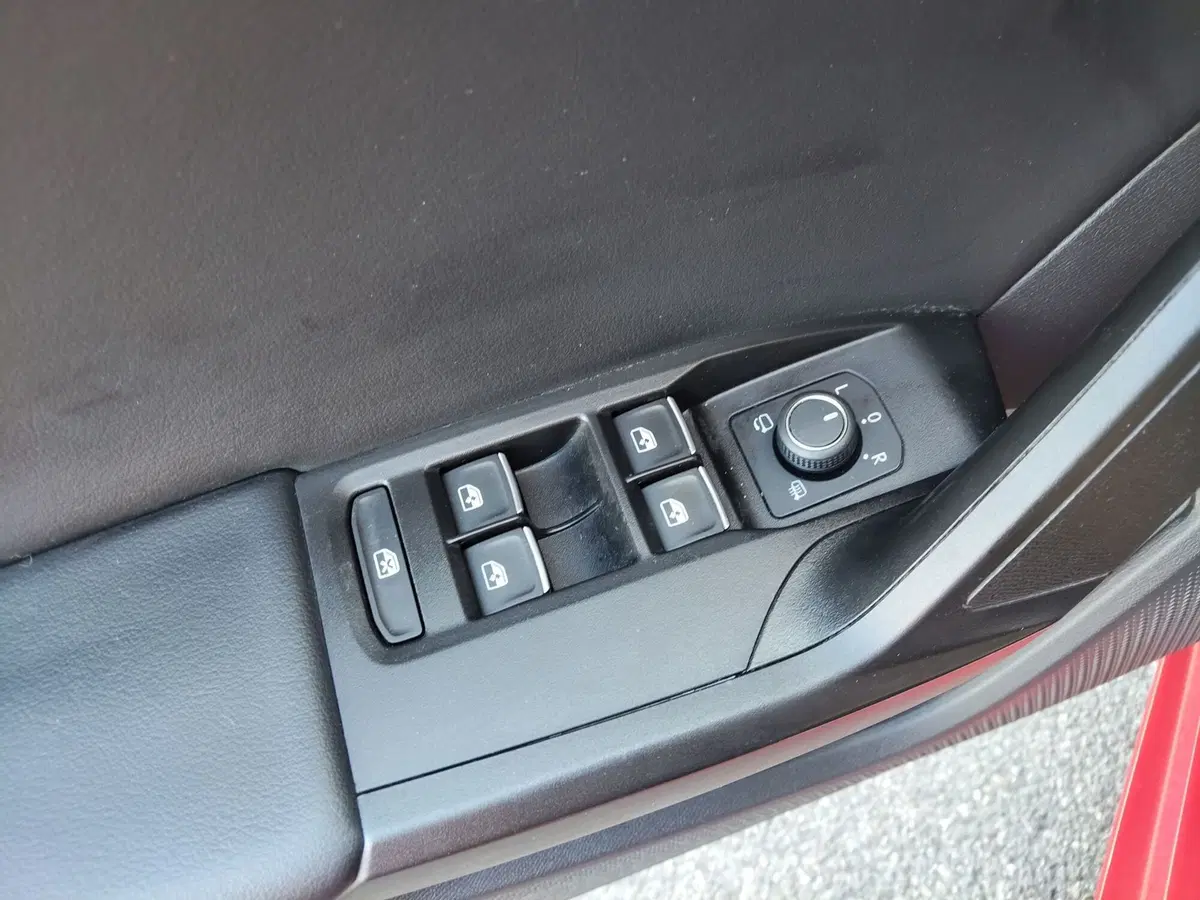 SEAT Leon usata a Modena (16)