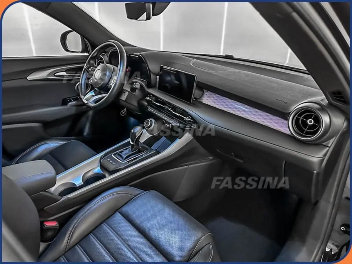 Alfa Romeo Tonale usata a Milano (13)