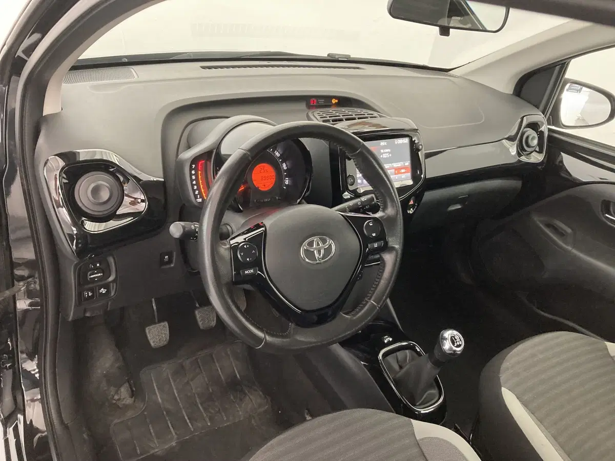 Toyota Aygo usata a Barletta-Andria-Trani (11)