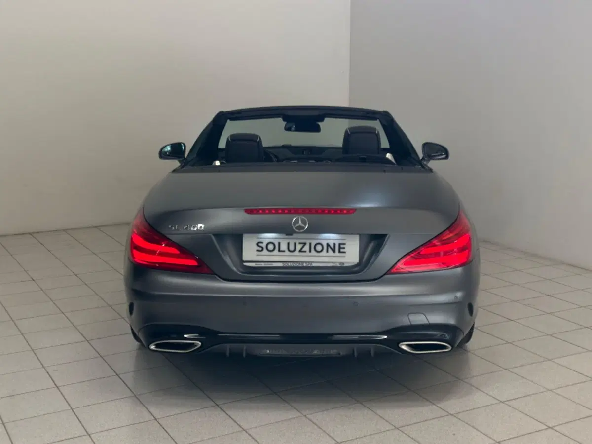 Mercedes-Benz SL usata a Novara (8)