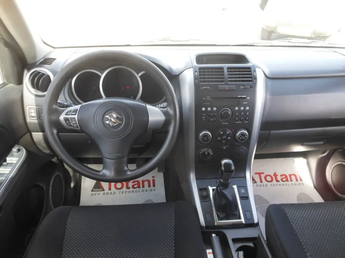 Suzuki Grand Vitara usata a L'Aquila (10)
