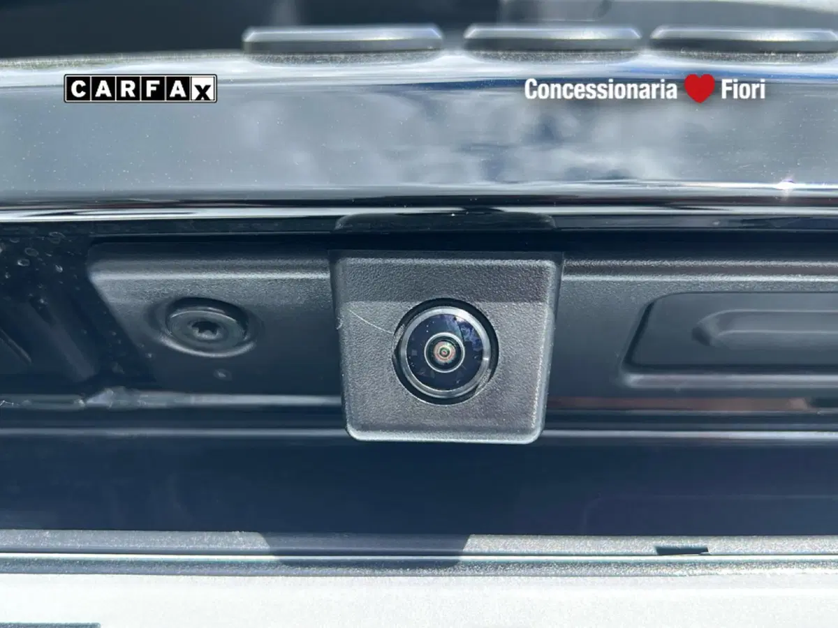 Jeep Avenger nuova a Roma (12)