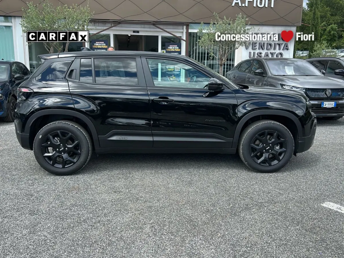 Jeep Avenger nuova a Roma (6)