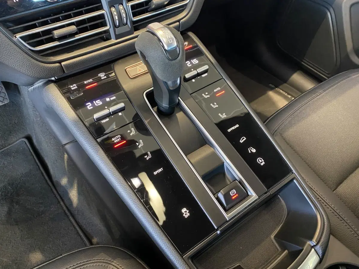 Porsche Macan usata a Firenze (17)