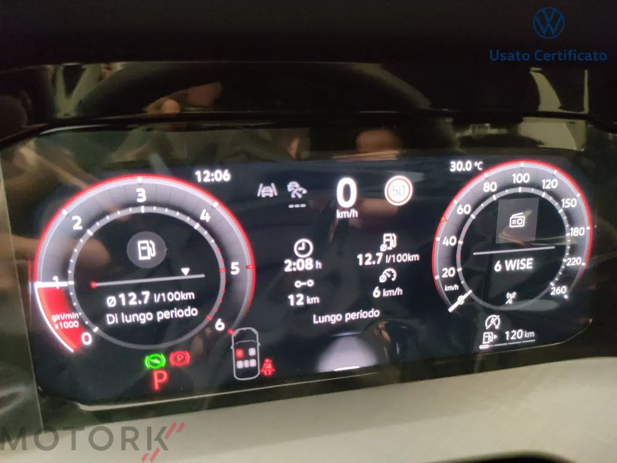 Volkswagen Golf nuova a Varese (17)