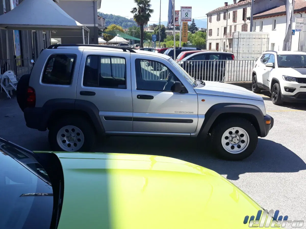 Jeep Cherokee usata a Cuneo (4)