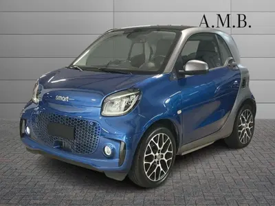 smart Fortwo EQ Prime Nightsky del 2021 usata a Cardito