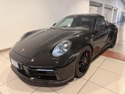 Porsche 911 Cabrio Targa 3.0 4 GTS del 2023 usata a Genova