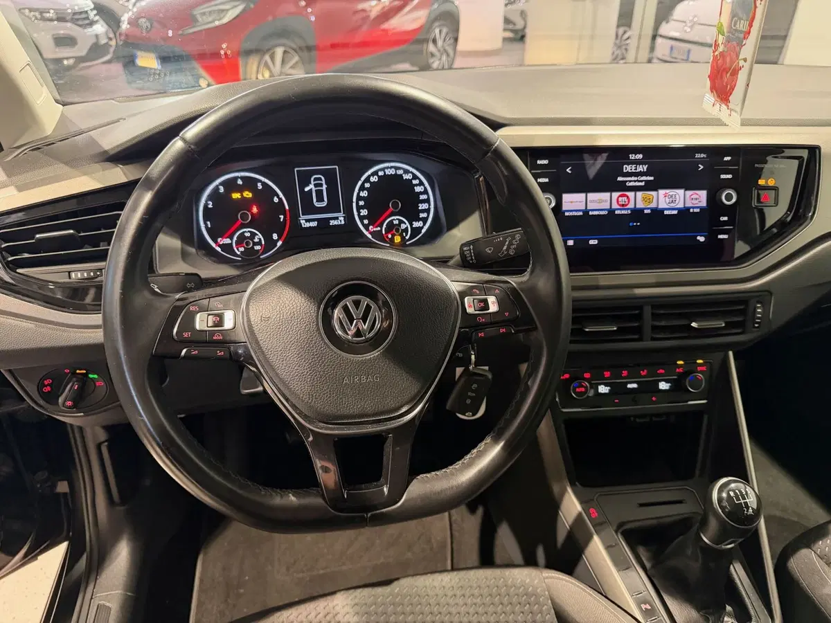 Volkswagen Polo usata a Genova (10)