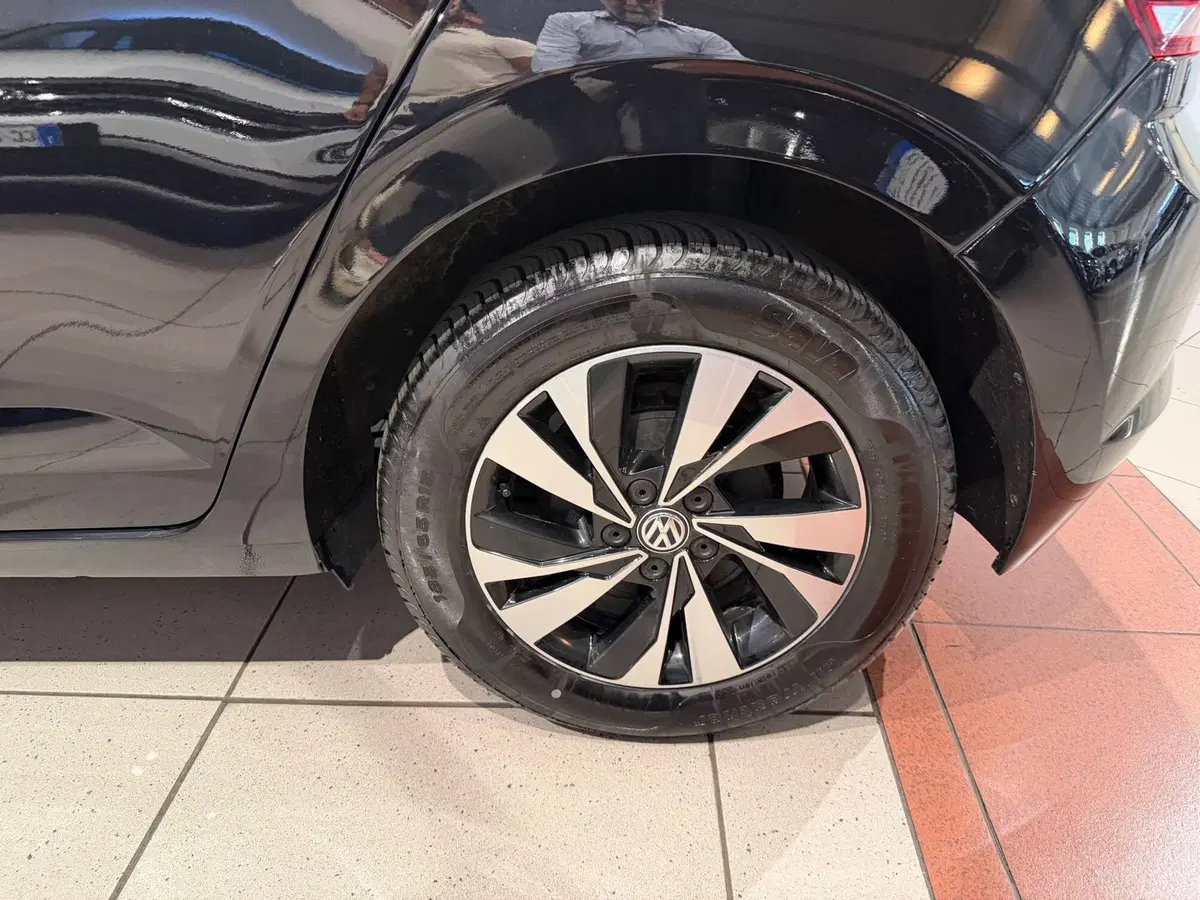 Volkswagen Polo usata a Genova (13)