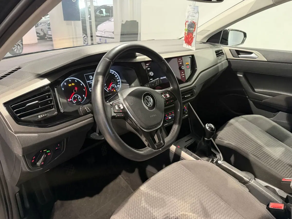 Volkswagen Polo usata a Genova (8)
