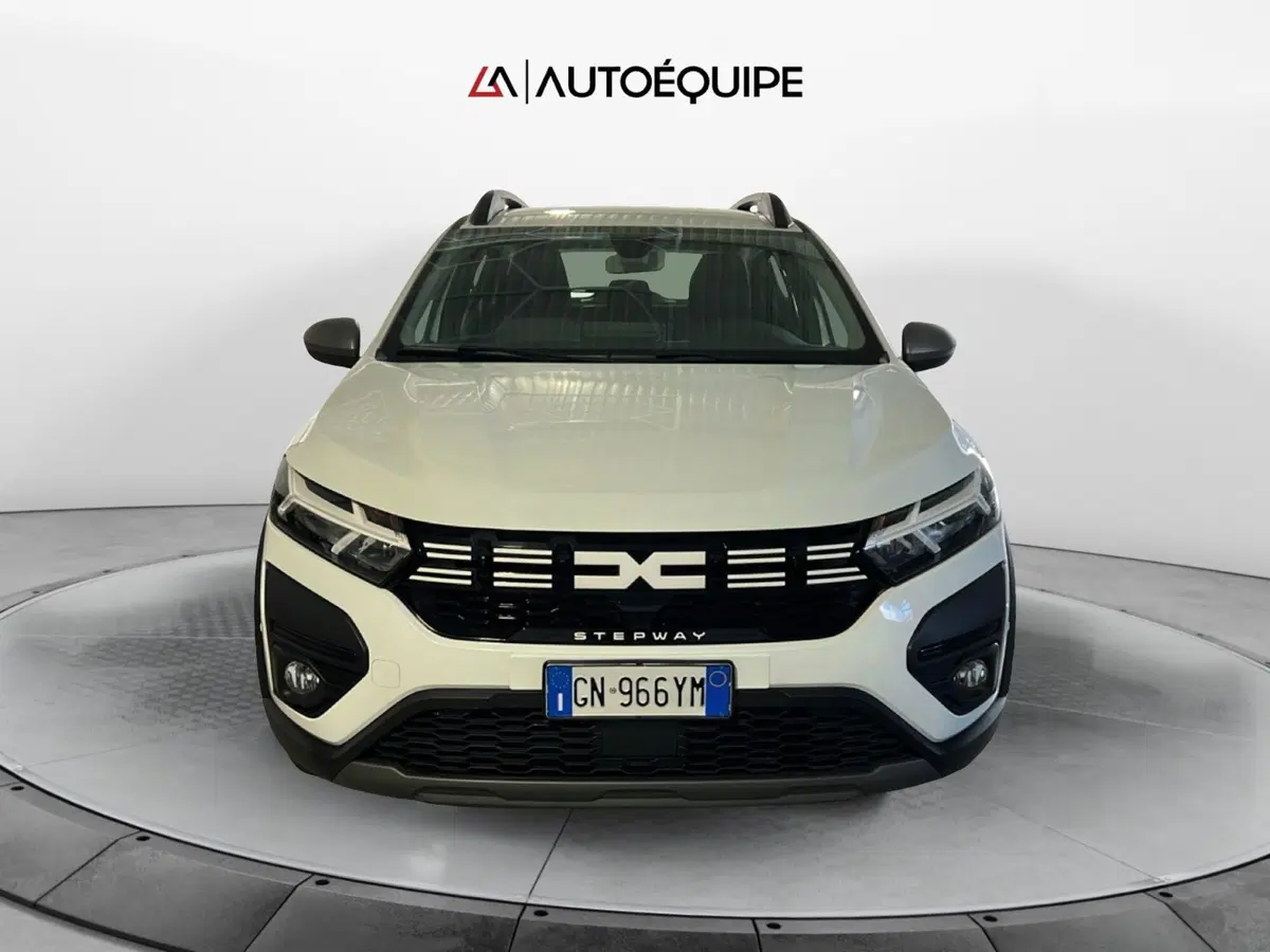 Dacia Sandero usata a Roma (8)