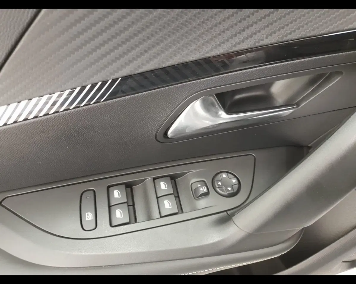 Peugeot 2008 usata a Alessandria (14)