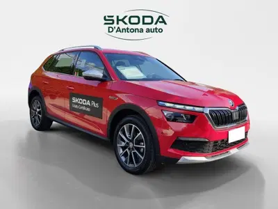 Skoda Kamiq 1.0 TSI 110 CV DSG ScoutLine del 2023 usata a Taranto