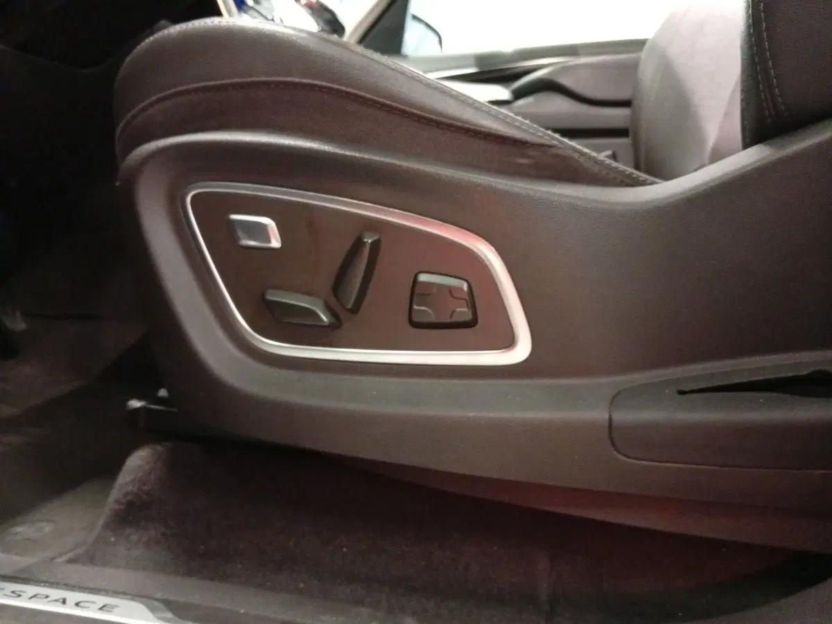 Renault Espace usata a Varese (17)