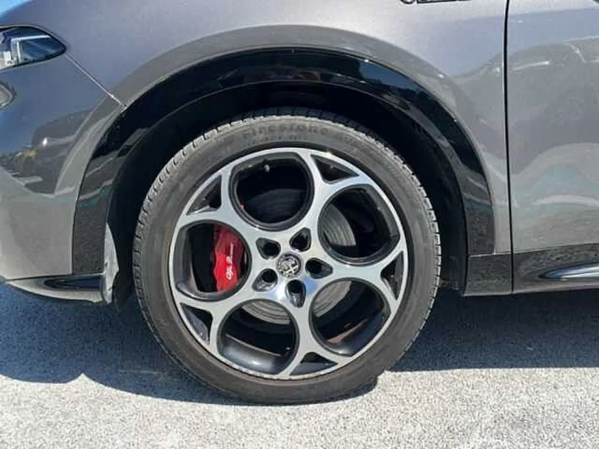 Alfa Romeo Tonale usata a Ravenna (7)