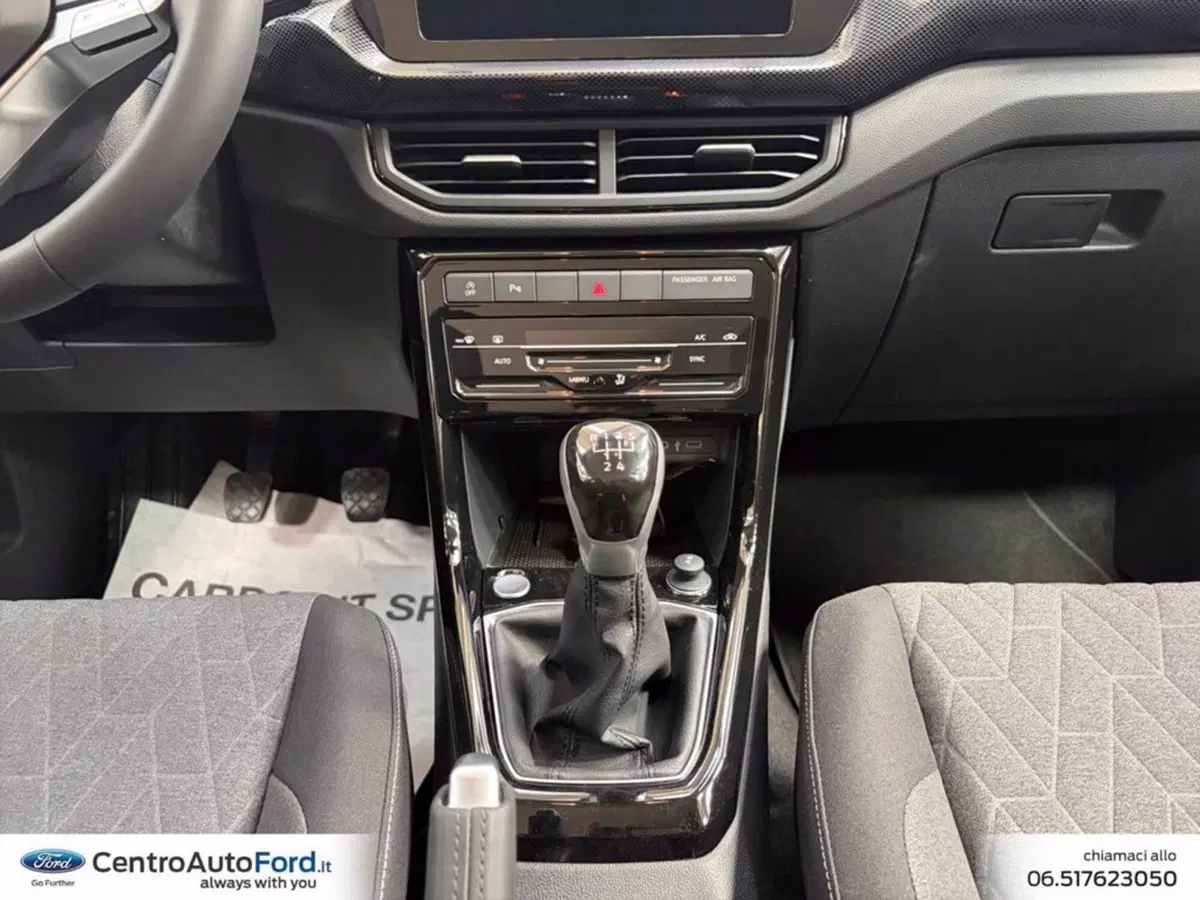 Volkswagen T-Cross nuova a Roma (11)